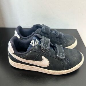 Nike Court Royale Toddler Size 12C Navy White Velcro Sneakers